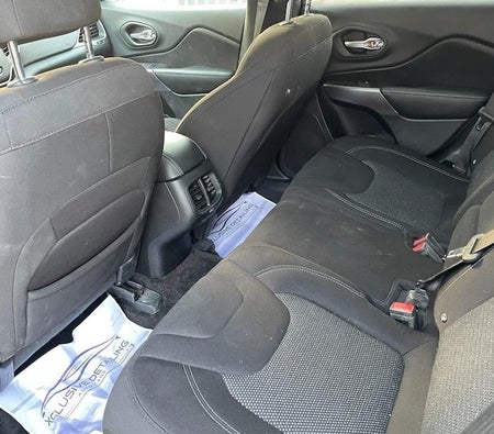 Jeep Cherokee Limited MID 2019, photo 4 of 4
