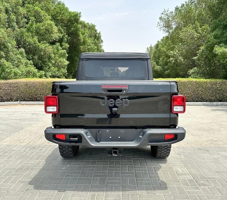 Noir Jeep Gladiator 2022