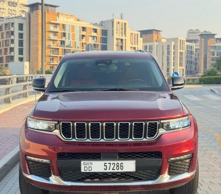 Rouge Jeep Grand Cherokee 2022