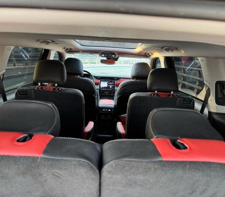 Rouge Jeep Grand Cherokee 2022