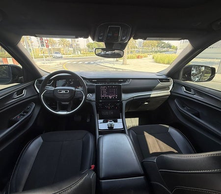 Jeep Grand Cherokee 2024, photo 3 of 4