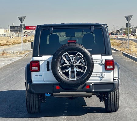 White Jeep Wrangler 4xe 2024