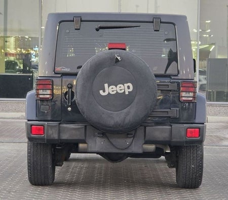 Gray Jeep Wrangler 2016