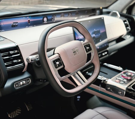 Black Jetour G700 2025