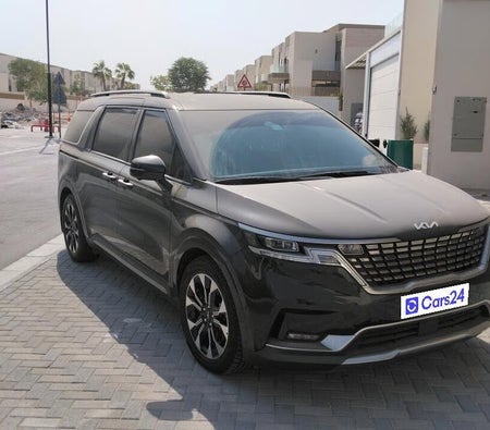 Schwarz Kia Carnival EX 2022 Schwarz Kia Carnival EX 2022