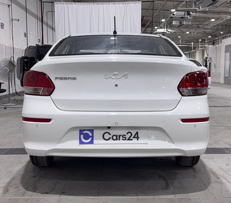 Blanc Kia Pegas LX 2023