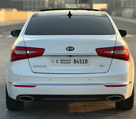 Blanc Kia Cadenza Platinum 2015