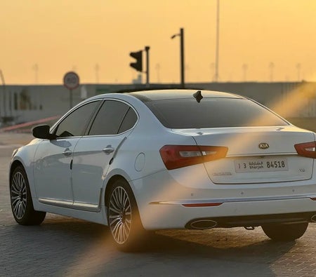 Blanc Kia Cadenza Platinum 2015