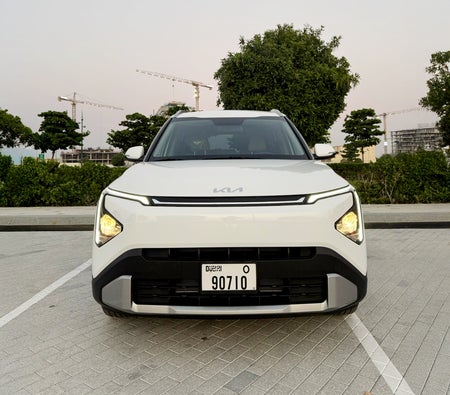 White Kia Carens 2026
