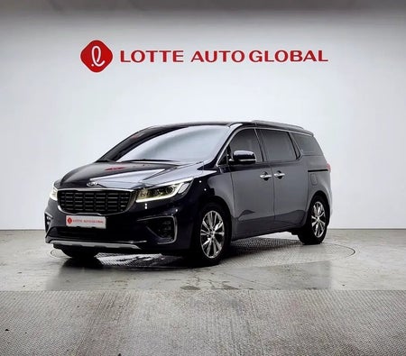 Gray Kia Carnival 2019