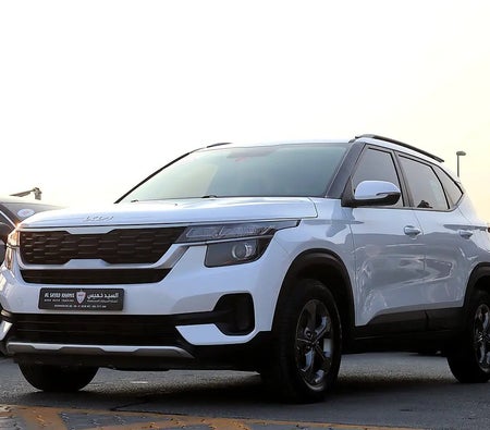 White Kia Seltos LX 2023