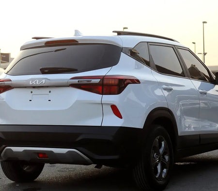 White Kia Seltos LX 2023