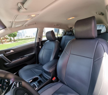 White Kia Sportage 2020