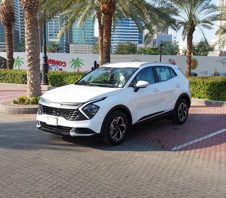 White Kia Sportage 2025