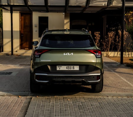 Green Kia Sportage 2025