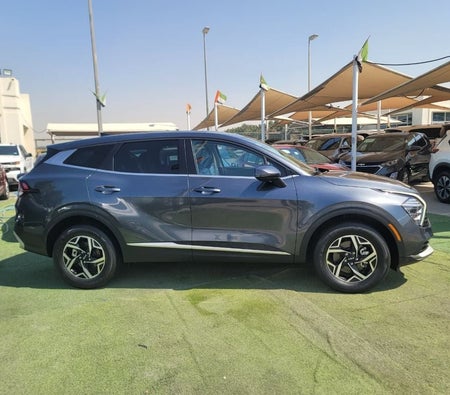 Gray Kia Sportage 2024