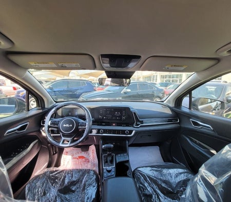 Gray Kia Sportage 2024