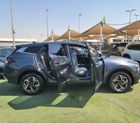 Gray Kia Sportage 2024