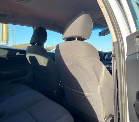 White Kia Sportage 2019