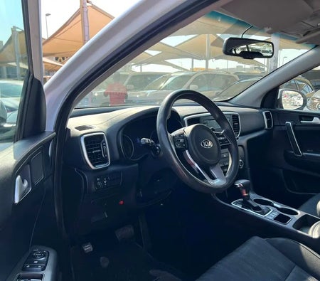 White Kia Sportage 2020