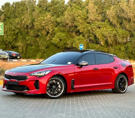 Rouge Kia Stinger GT 2020