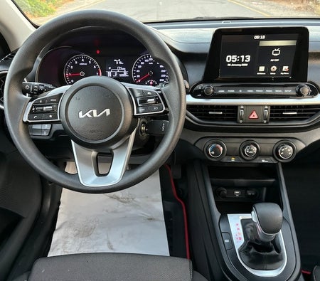 Kia Cerato LX Hatchback 2022, photo 3 of 4