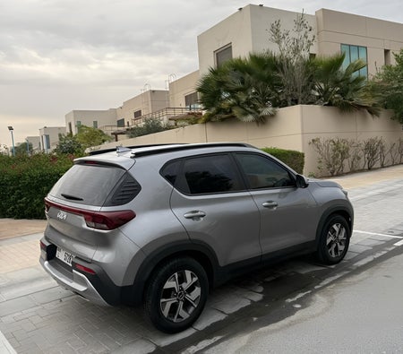 Gray Kia Sonet 2023