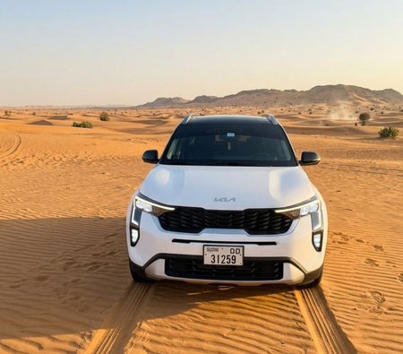 Белый Kia Sonet 2025 год
