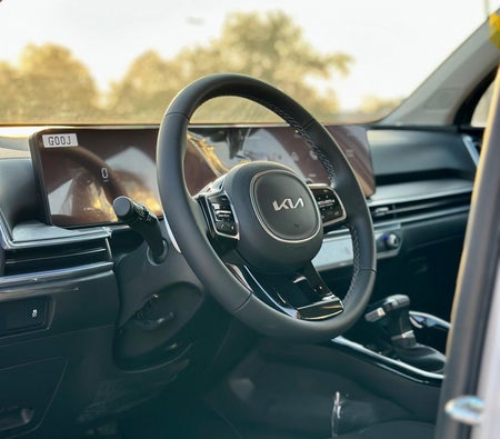 Kia Sorento 2024, photo 2 of 4