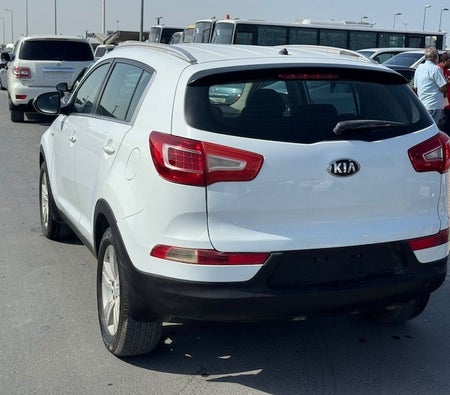 White Kia Sportage 2014