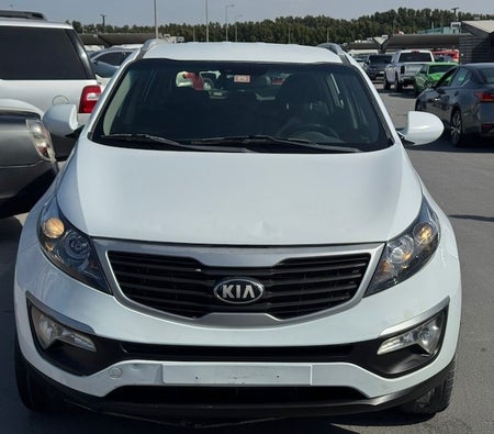 White Kia Sportage 2014