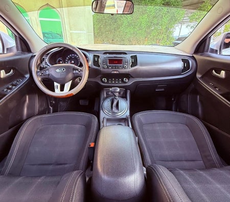 Silver Kia Sportage 2014