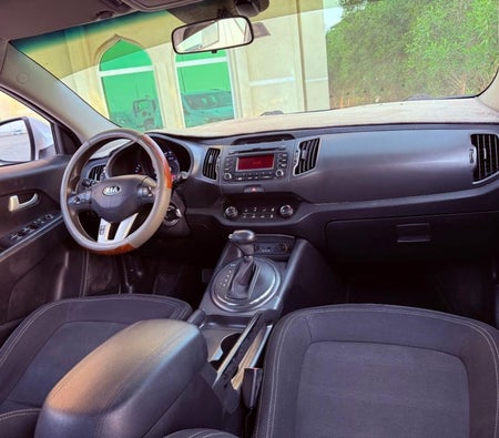Silver Kia Sportage 2014
