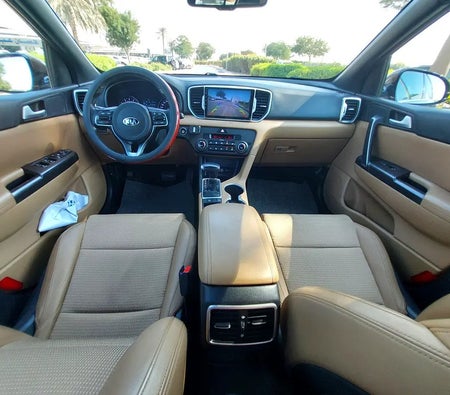 Orange Kia Sportage 2017