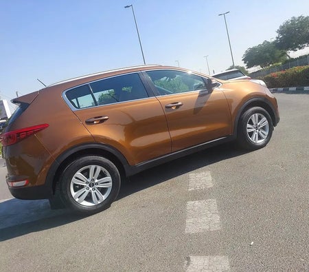 Orange Kia Sportage 2017