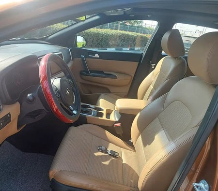 Orange Kia Sportage 2017