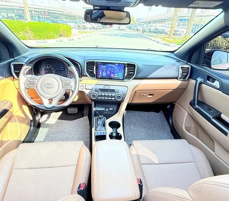 Orange Kia Sportage 2017