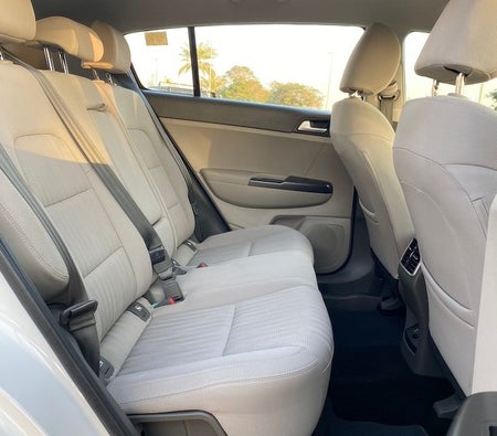 White Kia Sportage LX 2017