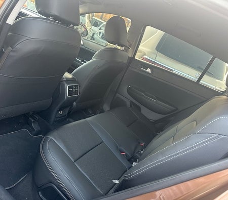 Brown Kia Sportage 2018