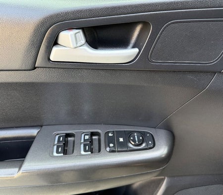 Brown Kia Sportage 2019