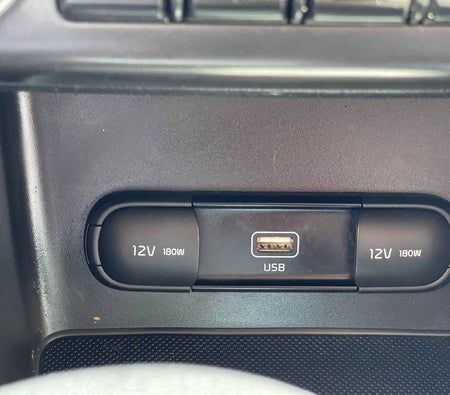 Red Kia Sportage 2020