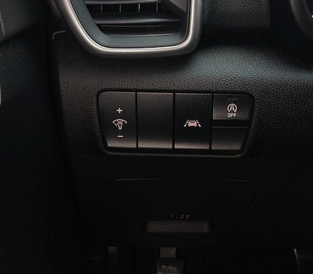 White Kia Sportage 2020