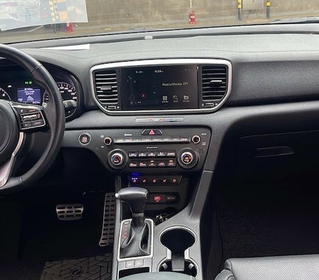White Kia Sportage 2020