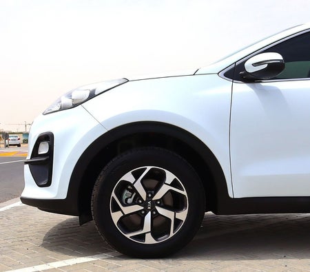 White Kia Sportage 2020