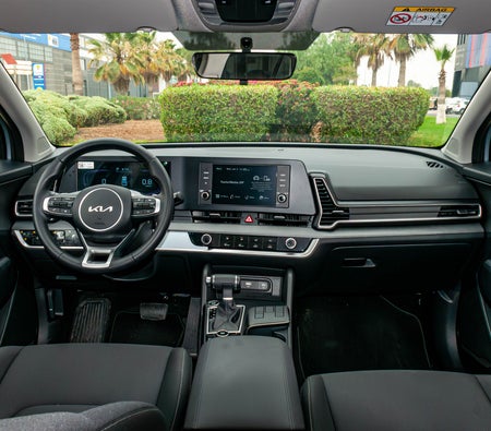 White Kia Sportage 2024