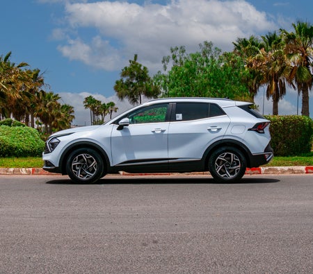 White Kia Sportage 2024