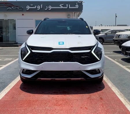 White Kia Sportage GT-Line 2024