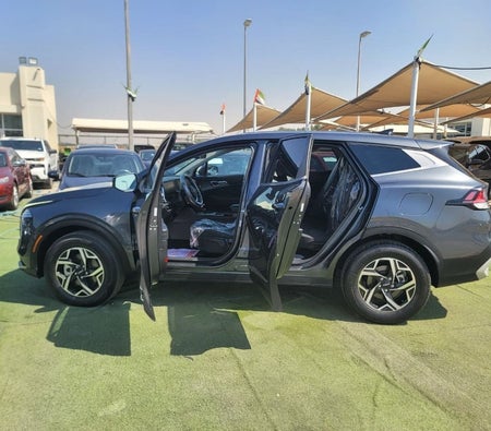 Gray Kia Sportage 2024