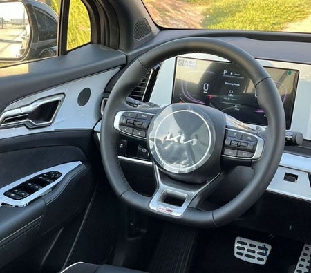 Gray Kia Sportage 2024
