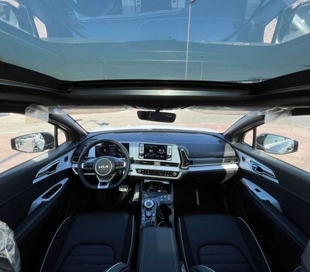 Black Kia Sportage 2024